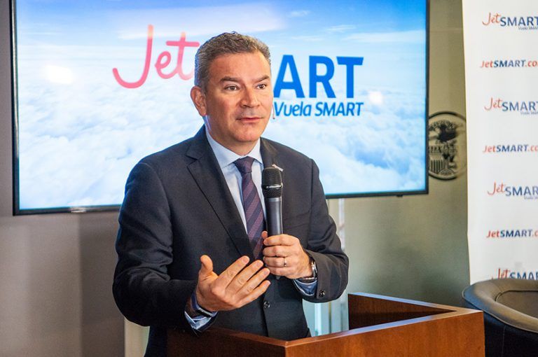 JetSMART vuela a Argentina con rutas desde Santiago y La Serena