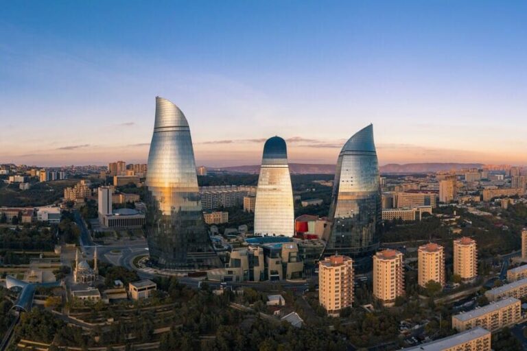 Qué hacer en Bakú en 3 días: itinerario completo para descubrir la capital de Azerbaiyán